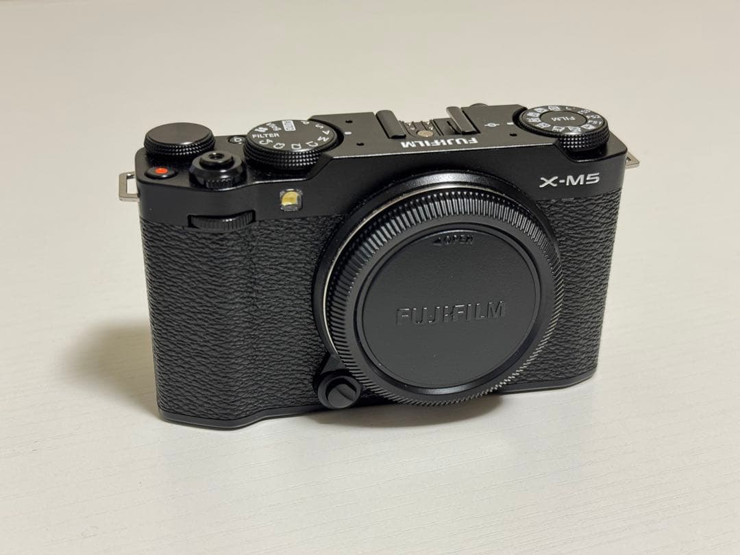 【値下げしました！】FUJIFILM X-M5 ブラック　使用僅か