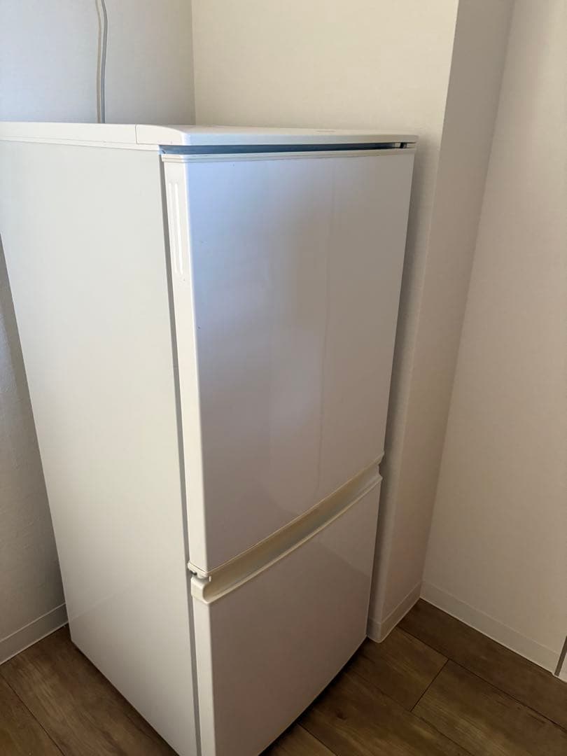 ⭐︎値下中SHARP 2ドア冷蔵庫 137L 一人暮らし 小型冷蔵庫 動作確認済み