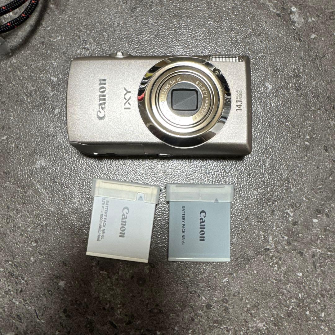 【動作OK】Canon IXY 10S シルバー 付属品完備 デジカメ