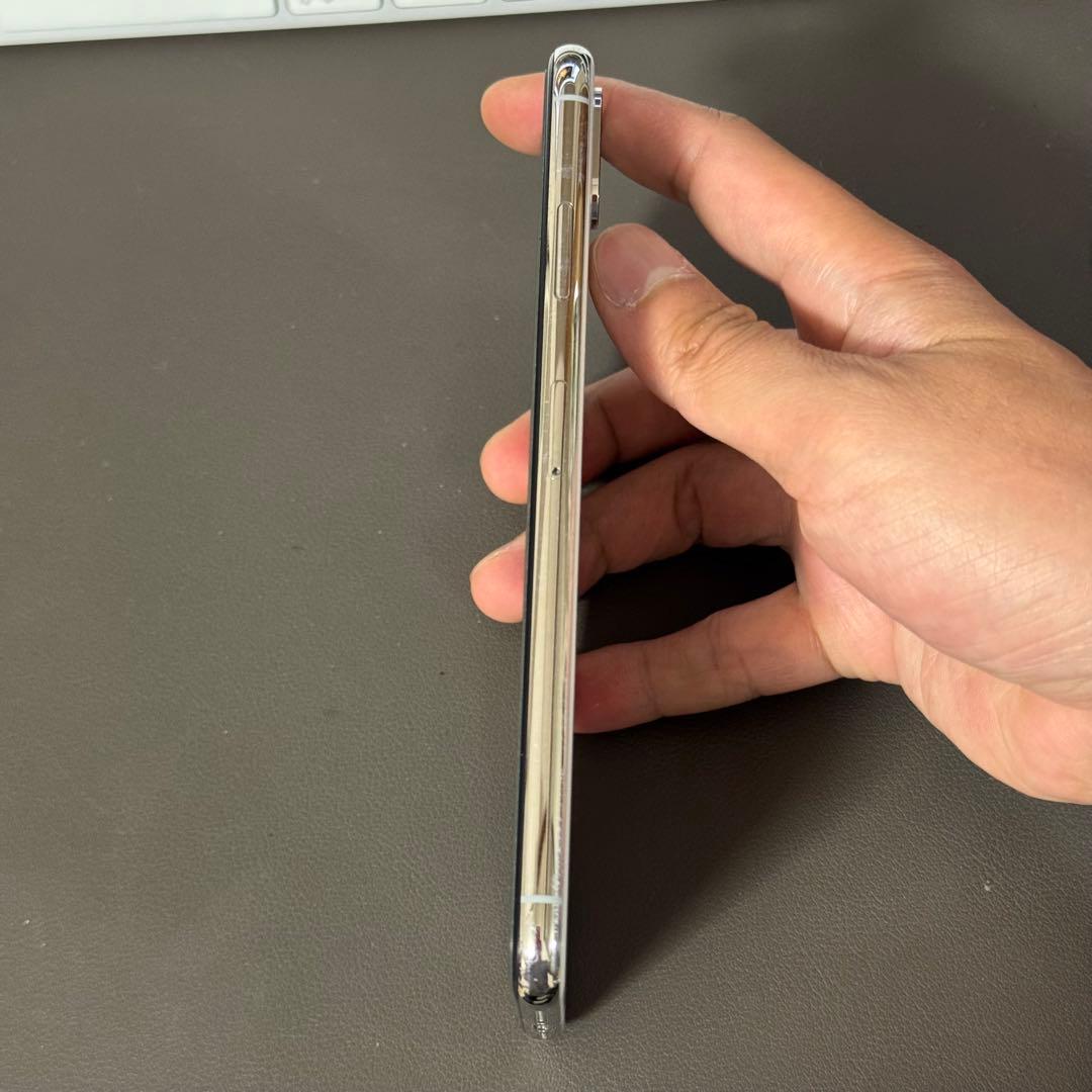 美品 iPhone XS Max 256GB シルバー