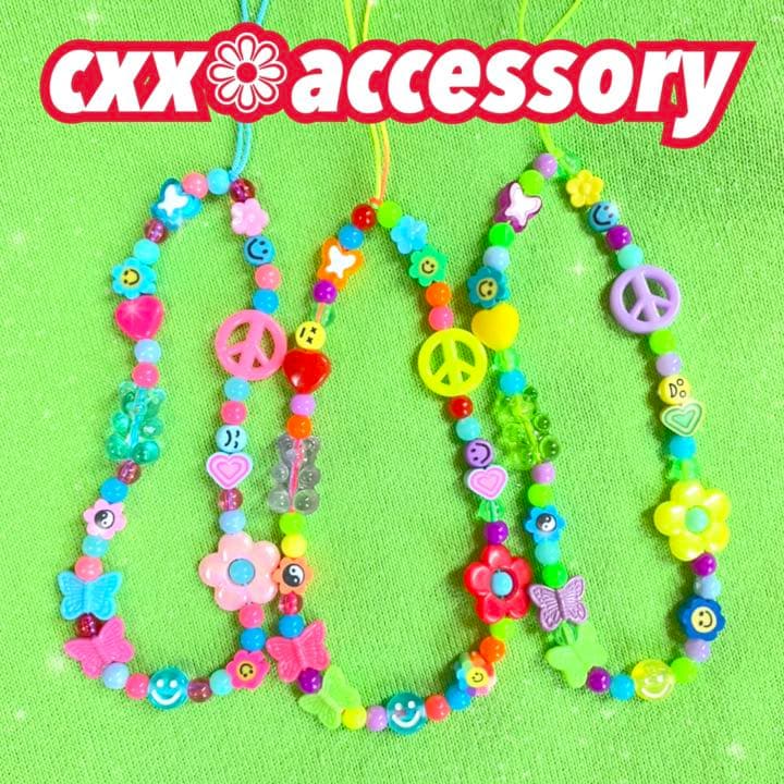【s-61】ビーズストラップ スマホ❁ニコちゃん カラフル 個性的古着韓国