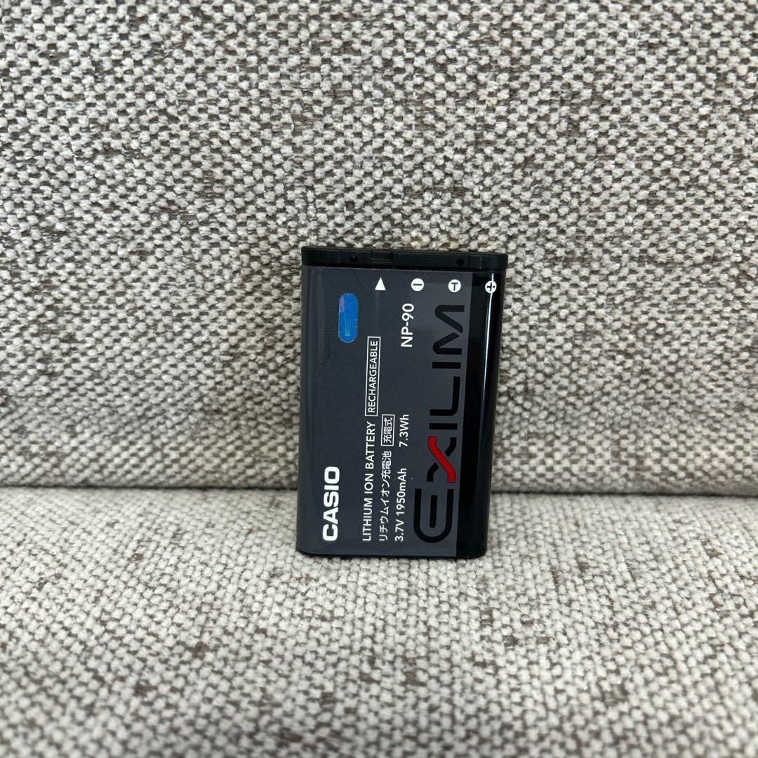 【美品】Casio EXILIM EX-H15 コンパクトデジタルカメラ