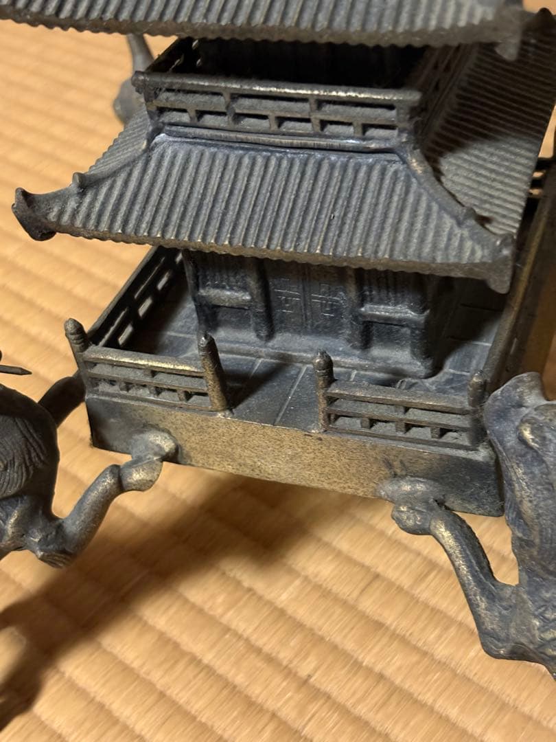 五重の塔　置物