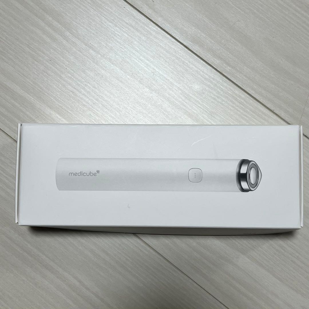 MEDICUBE AGE-R BOOSTER PRO MINI 美顔器