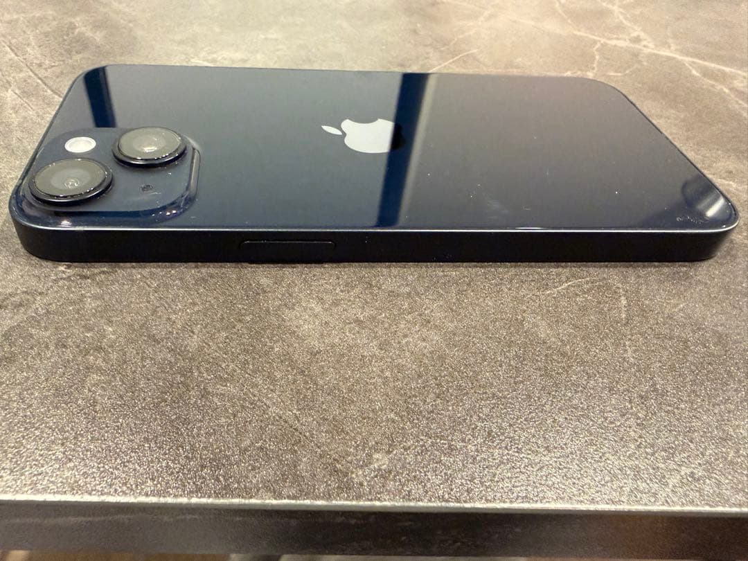 Apple iPhone 14 本体