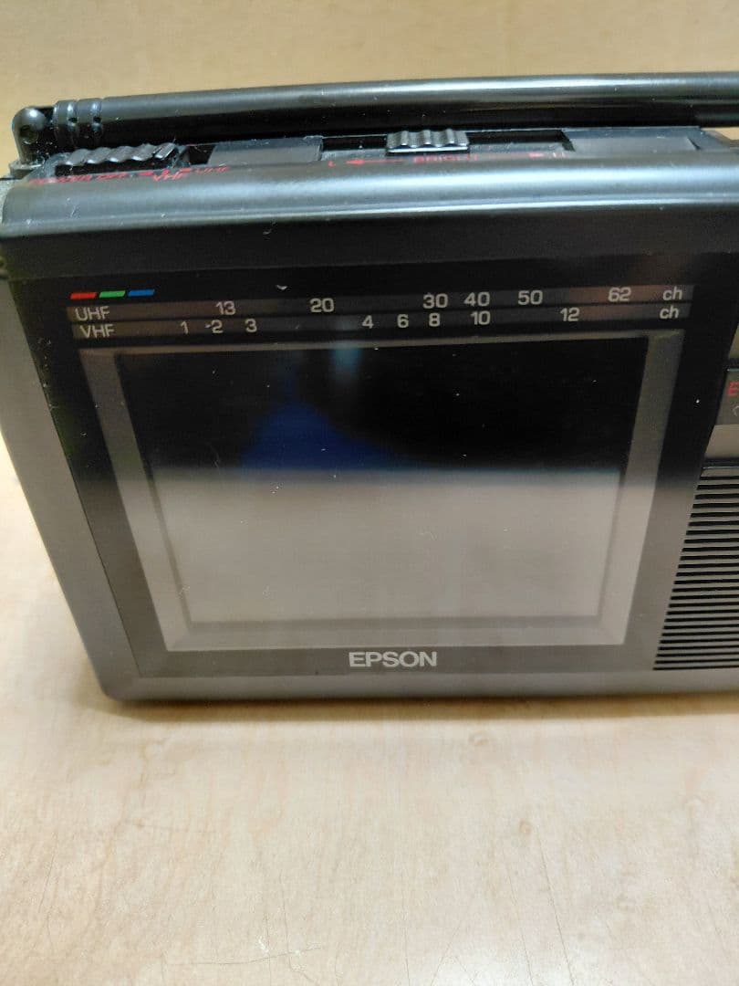 EPSON ポータブルテレビ ET507　昭和レトロ　レア品！