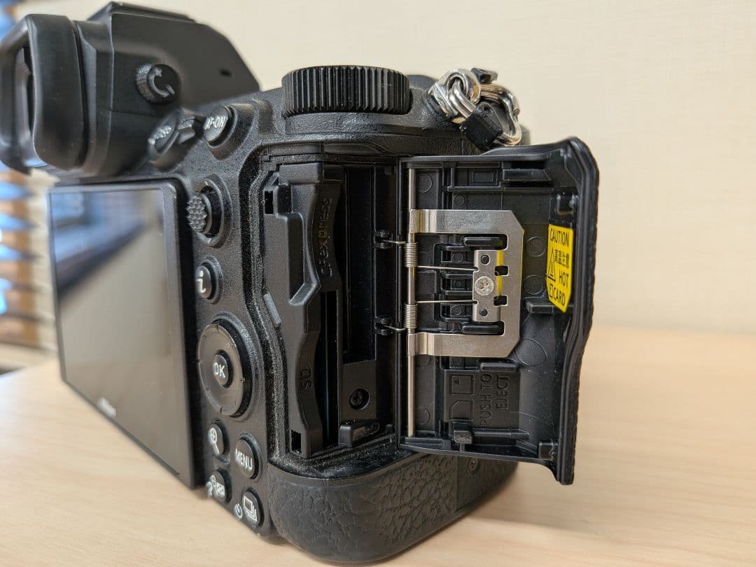 Nikon Z6Ⅱ 本体（バッテリー無し） ミラーレス一眼 ブラック