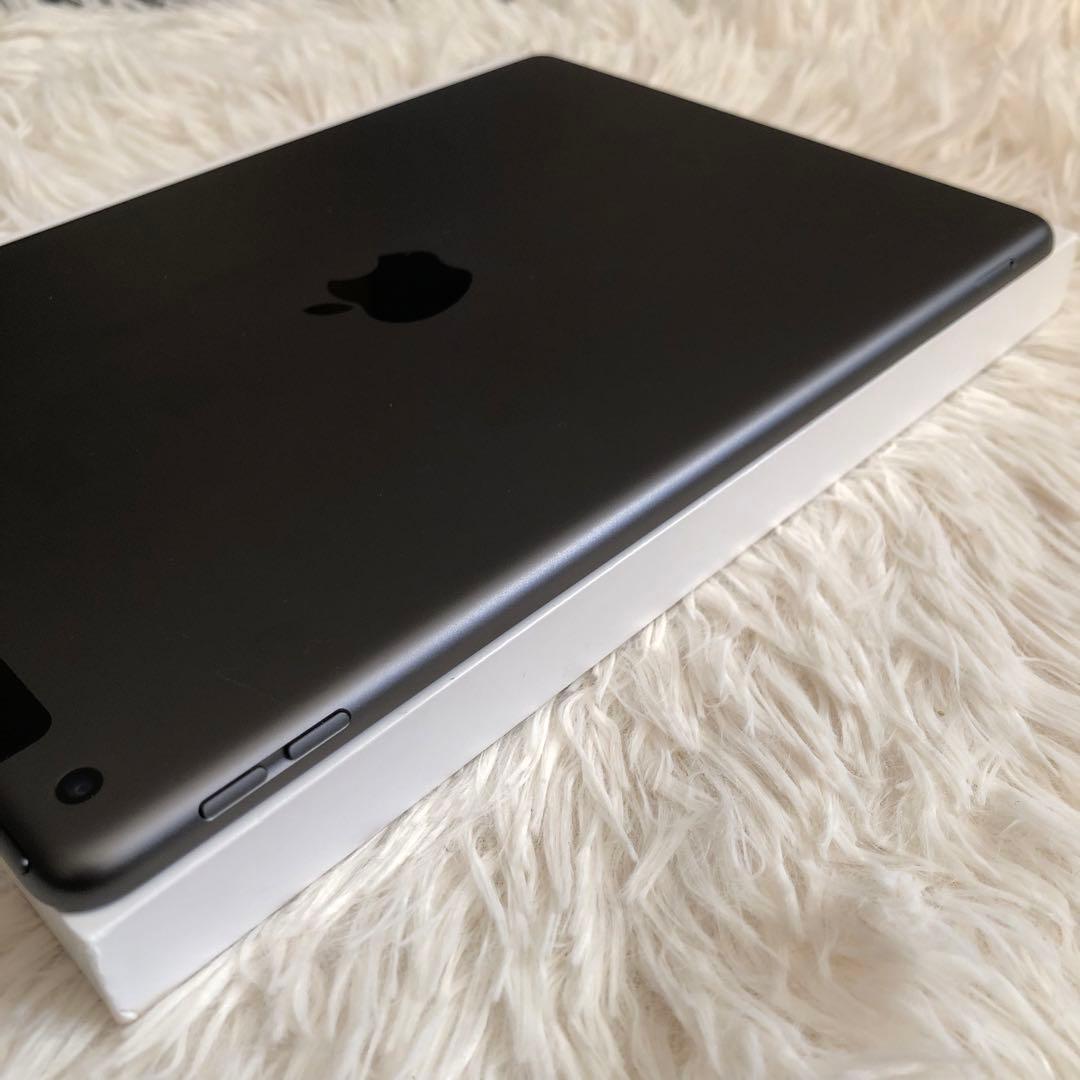 【即購入OK】iPad 第8世代 セルラーモデル【極美品】 #91 【付属品】