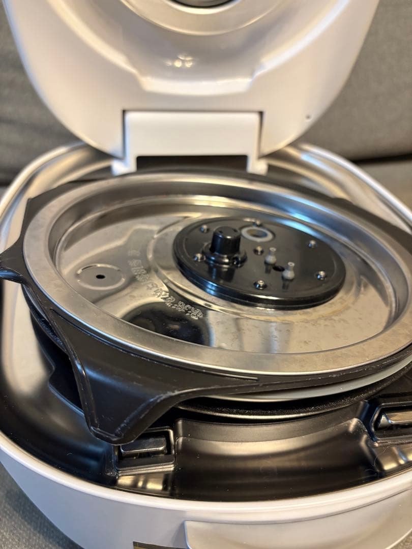 タイガー 炊飯器 土鍋圧力IHジャー JRX-T100 5.5号