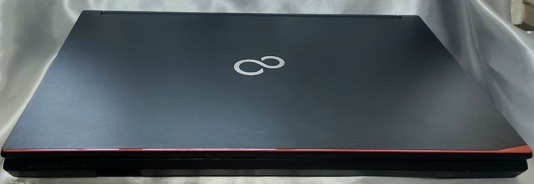 富士通 LIFEBOOK A576/N RAM8GB Win10Pro