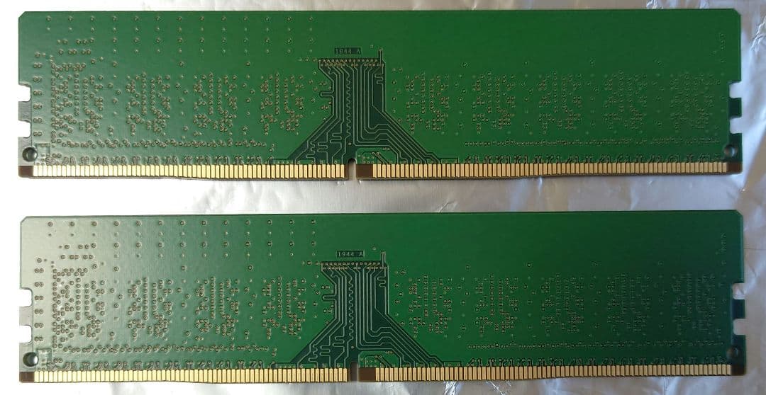 DDR4 メモリ MICRON 8GB 1RX8 PC4-2400T-U *2