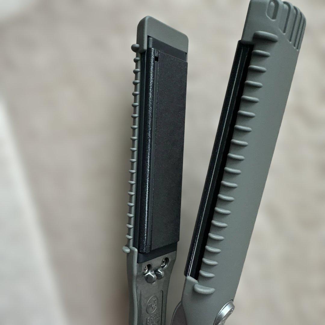 ホリスティックキュアーズ MAGNET Hair Pro HCS-G06G
