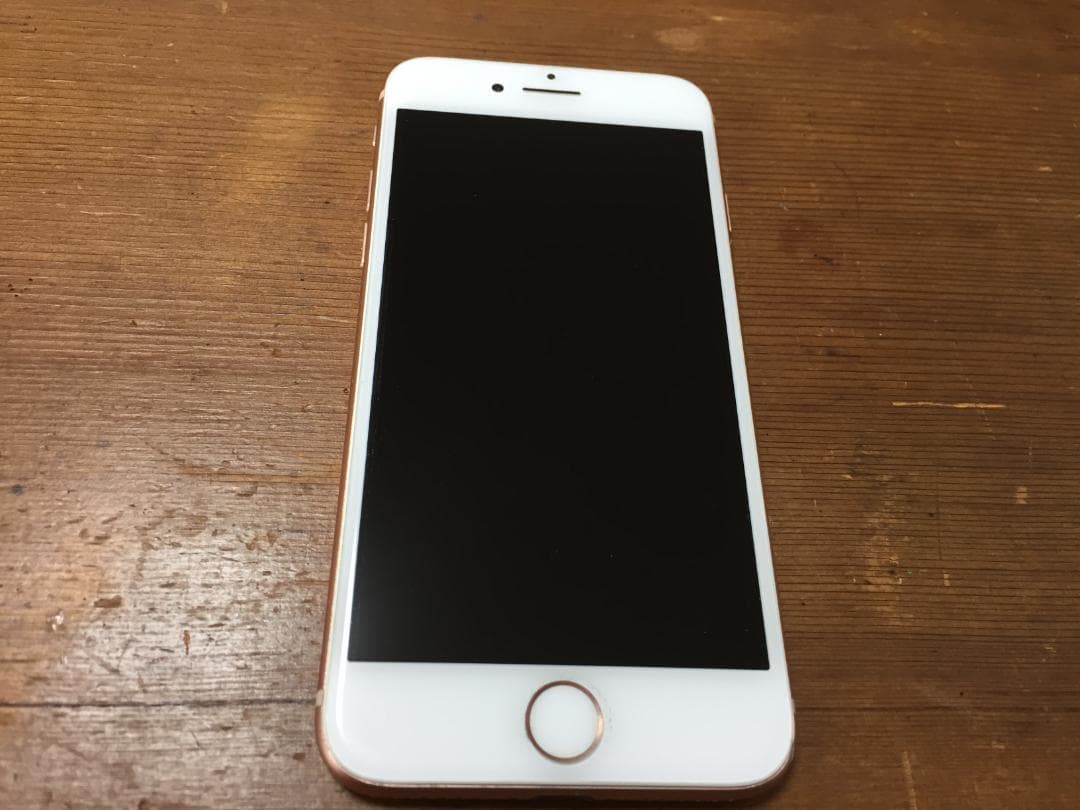 AU版　iPhone8　64GB　ローズゴールド　MQ7A2J/A