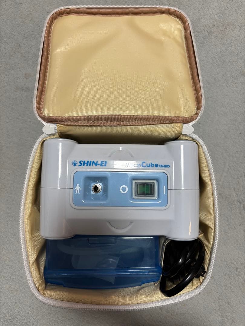 ネブライザー　吸入器