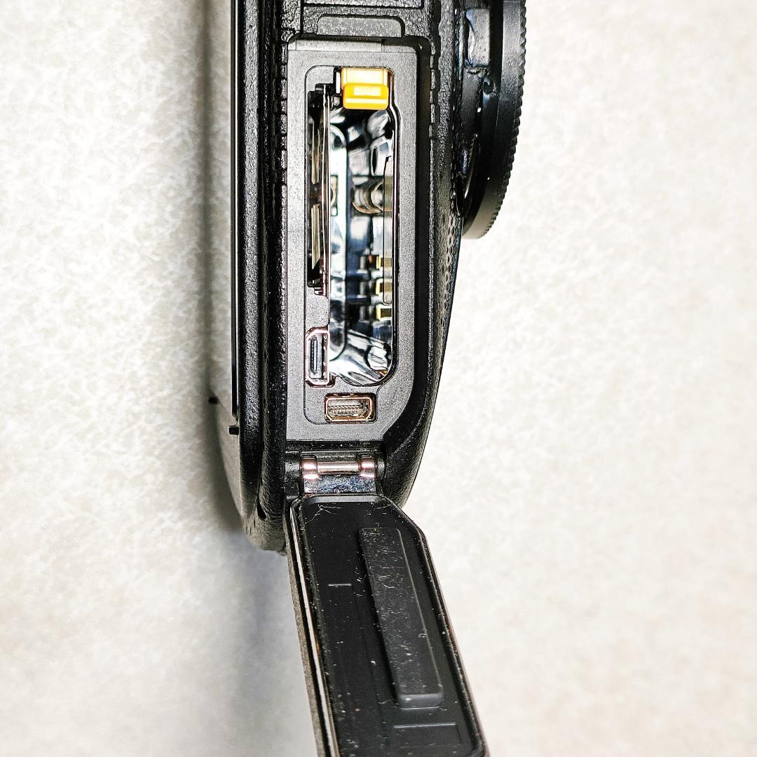 デジタルカメラ Ricoh WG-4 #3290