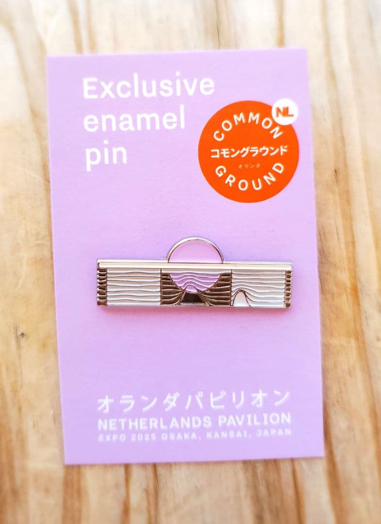 オランダ館　万博　ピンバッジ