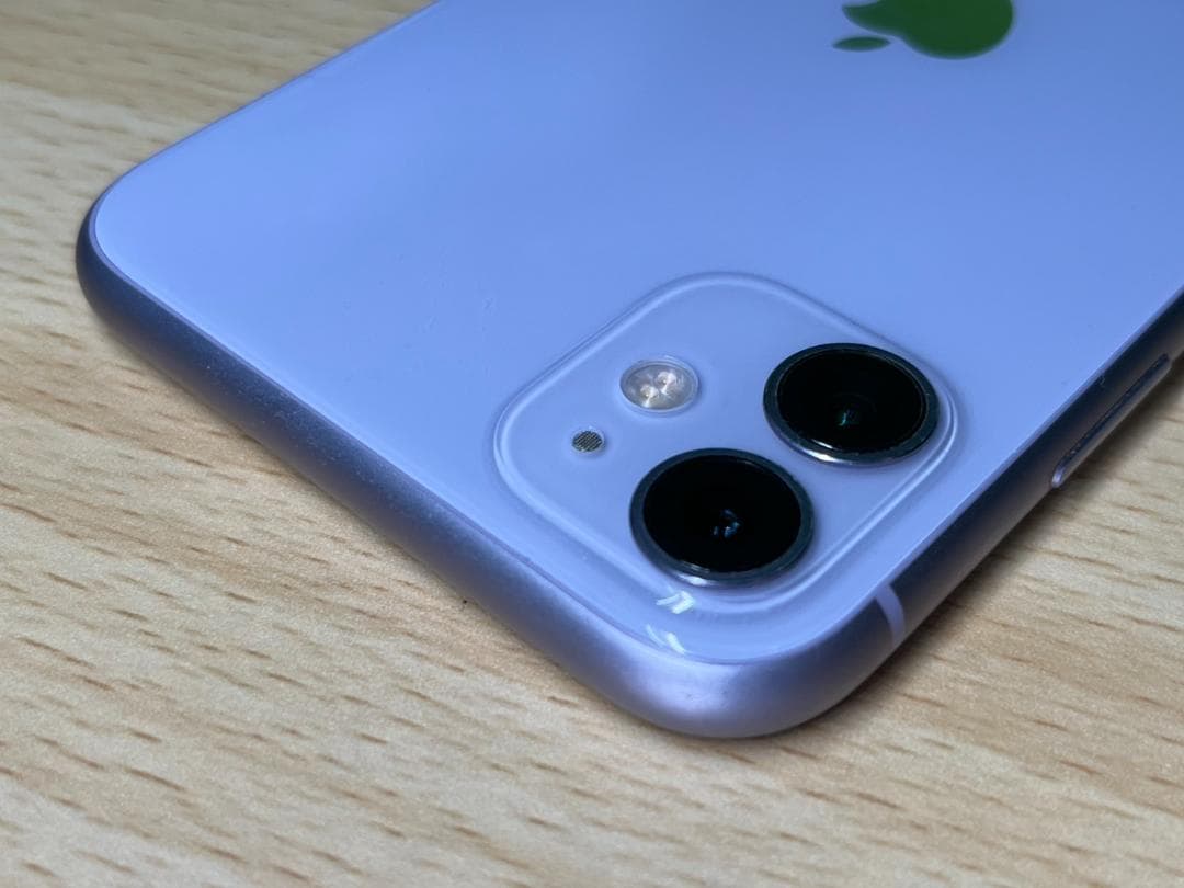 iPhone11 256GB バッテリー74％ simロック解除済 中古品