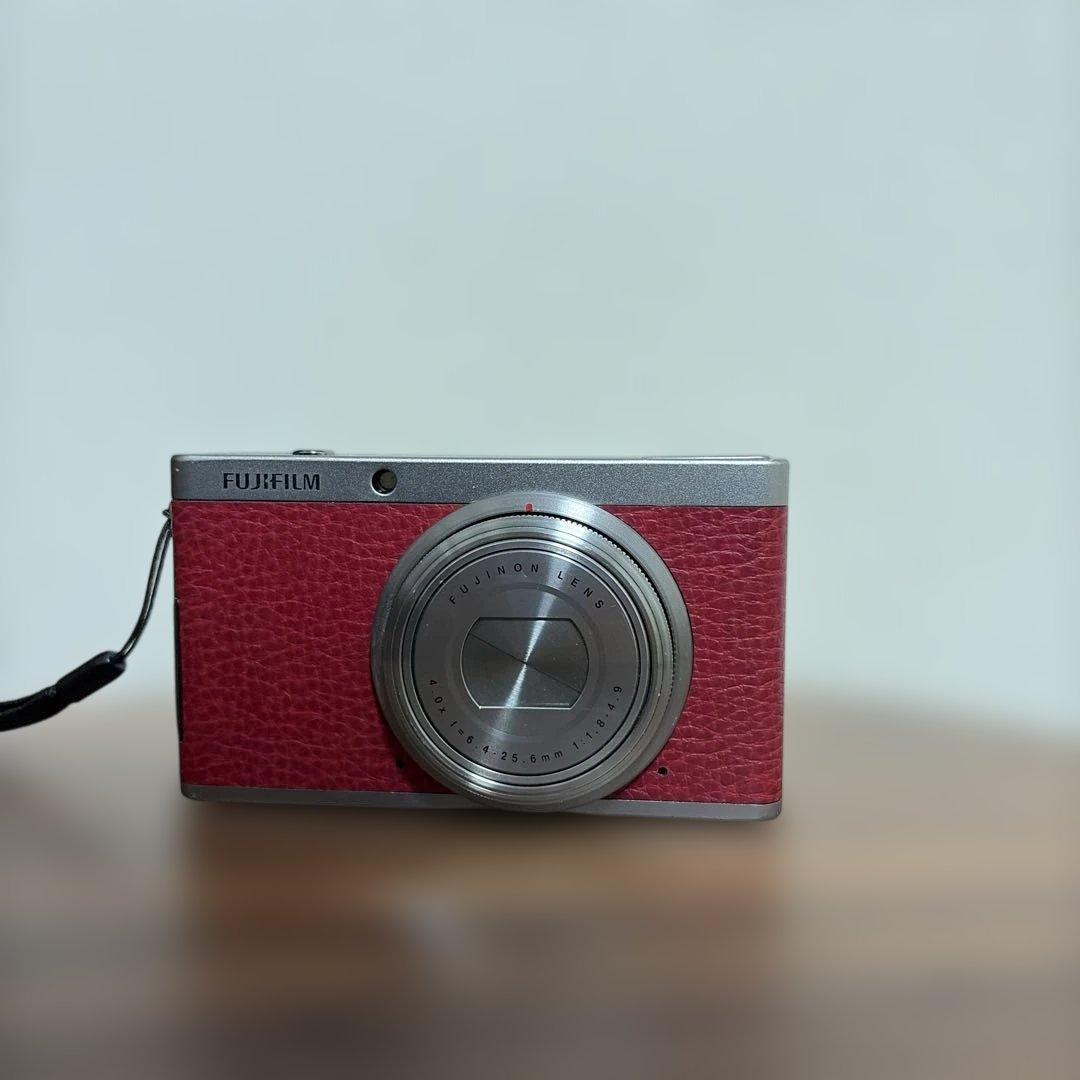【オールドコンデジ】 FUJIFILM XF1