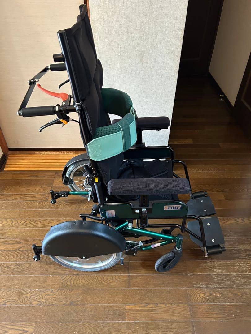 ア*キ様 MIKI オーダメイド　介助用　車椅子　美品