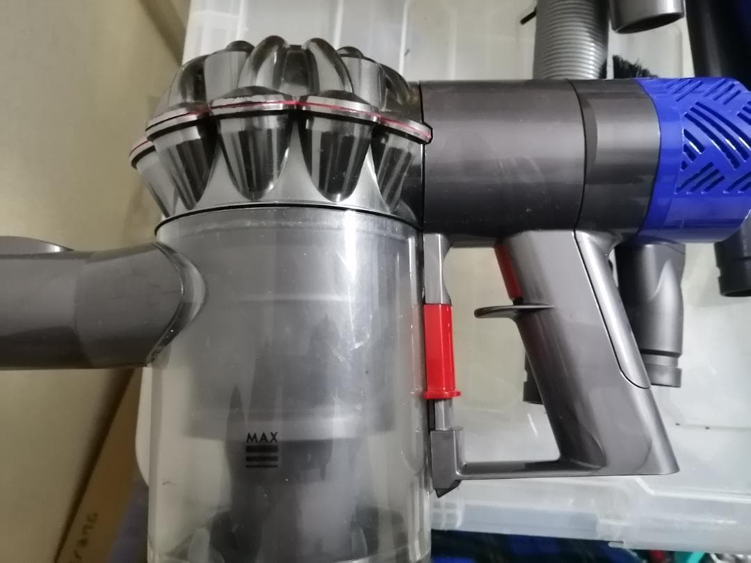 Dyson V6 分解洗浄済　新品バッテリー