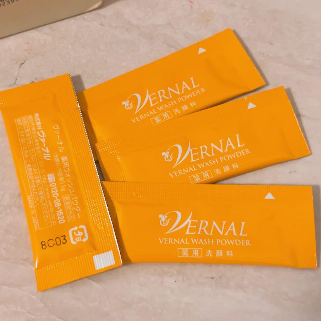 ca☆未使用☆ ヴァーナル 薬用ウォッシュパウダー 0.5g×100包