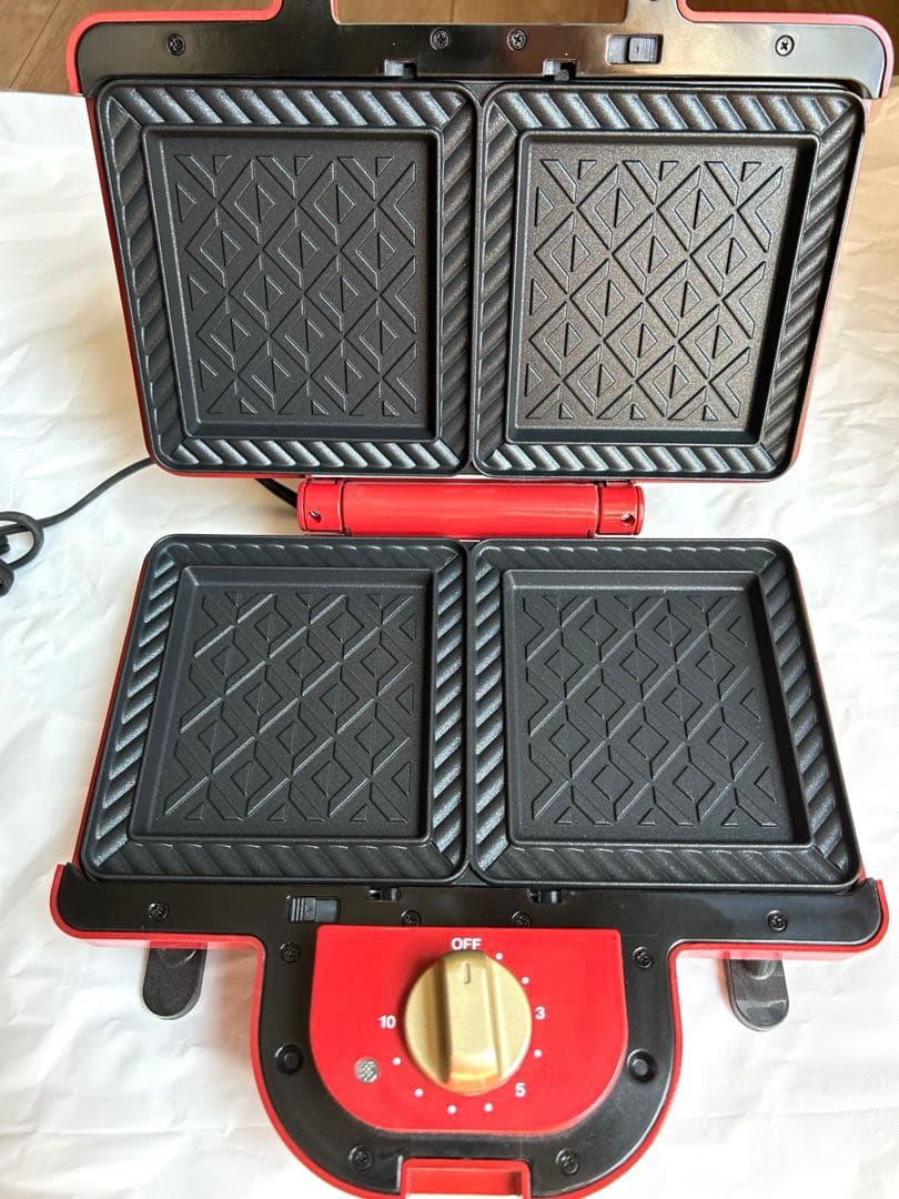 ★新品未使用★BRUNO ホットサンドメーカー ダブル レッド