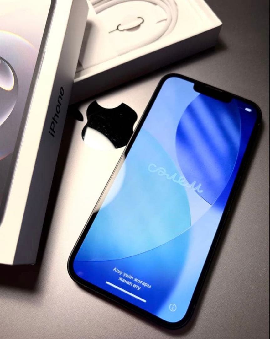 k*y様 【新品同様】バッテリー100％　iPhone 16e｜128GB｜SI