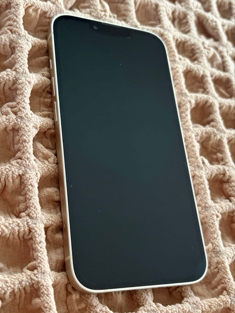 【美品】iPhone 13 スターライト 128GB SIMフリー 本体のみ