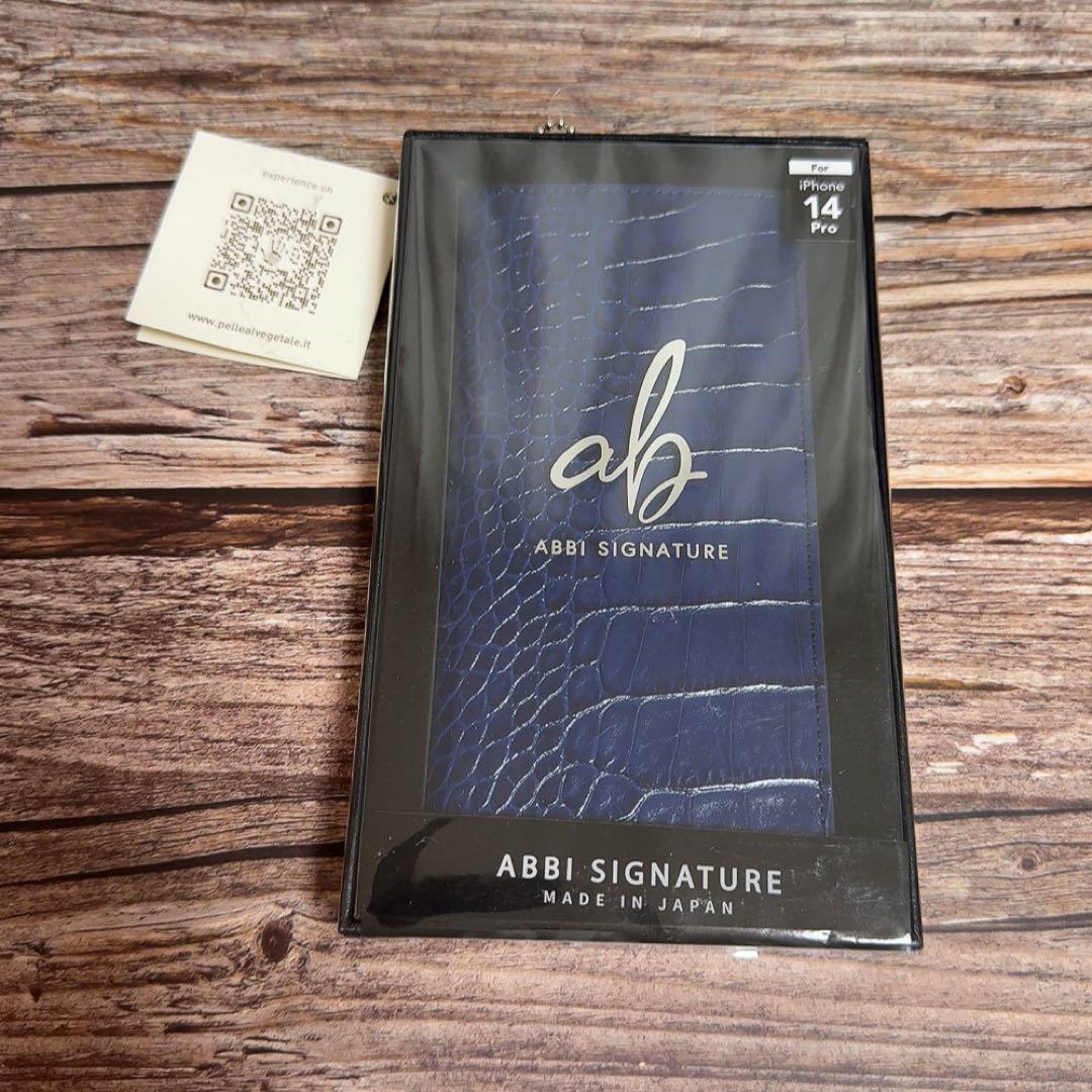 ABBI SIGNATURE iPhone 14 Pro ケース定価15800円