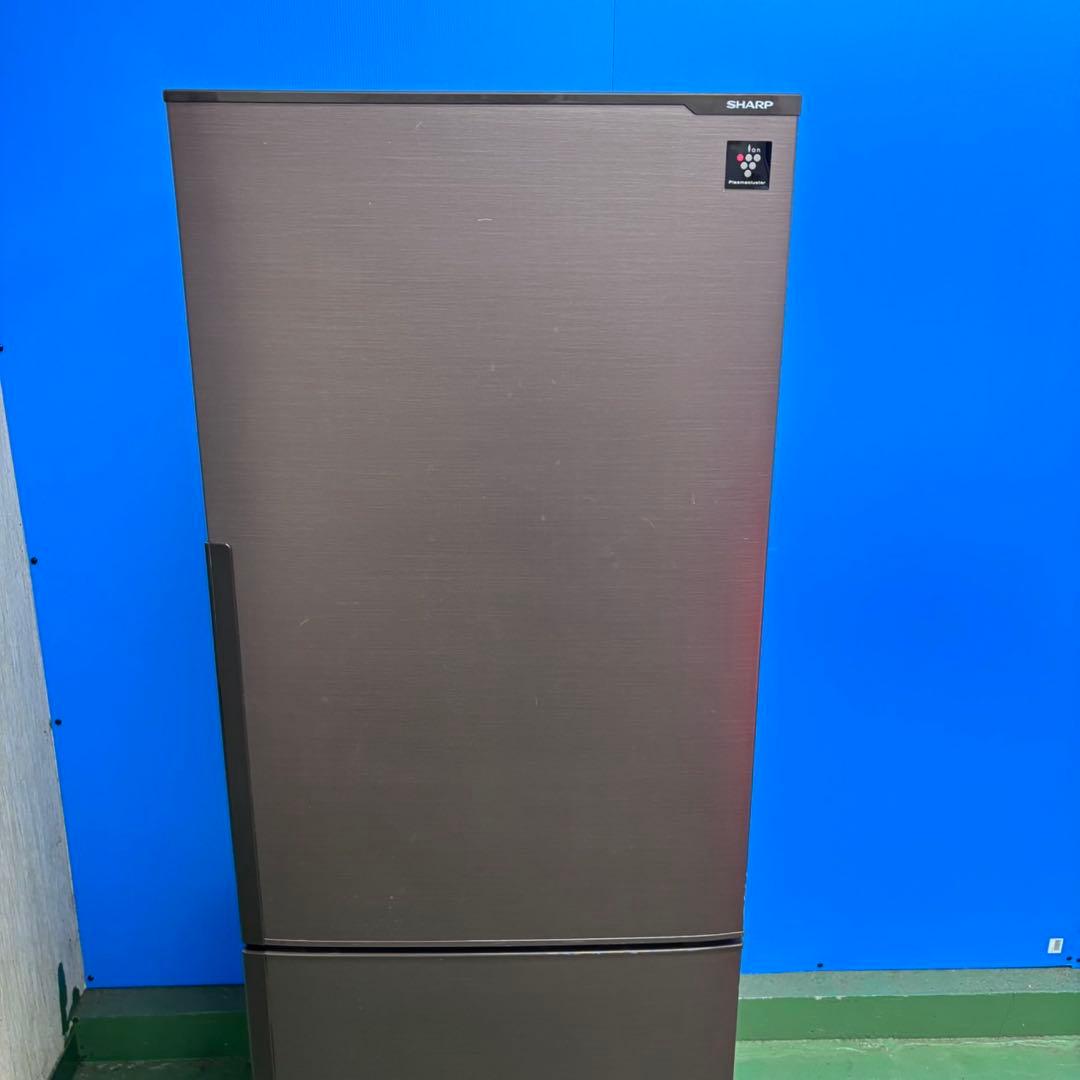 776 ブラウン　SHARP 中型冷蔵庫　2ドア　小型　一人暮らし　右開き