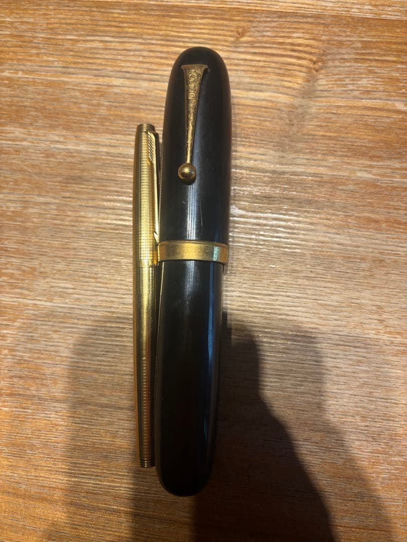 ニュークリップ極太万年筆初期ヴィンテージ Parker 75 ファウンテンペン