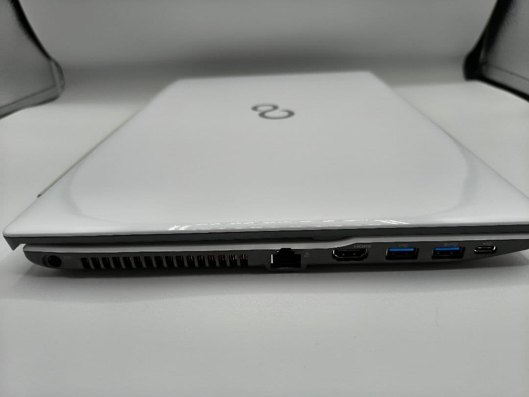 【使用品】富士通 LIFEBOOK AH480/H プレミアムホワイト