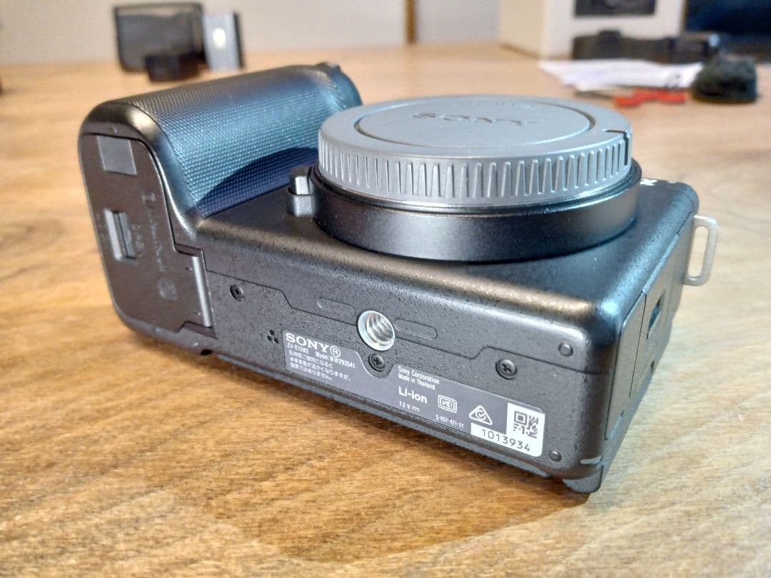 23ヶ月間メーカー保証付 【センサー清掃済】SONY ZV-E10 II ボディ