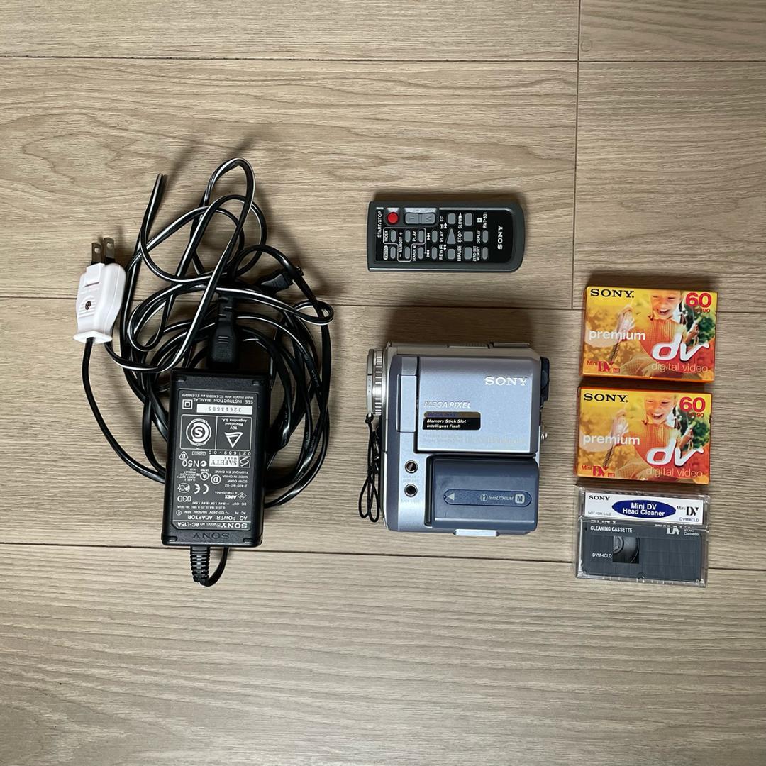 ビデオカメラ SONY MiniDV Handycam DCR-PC105