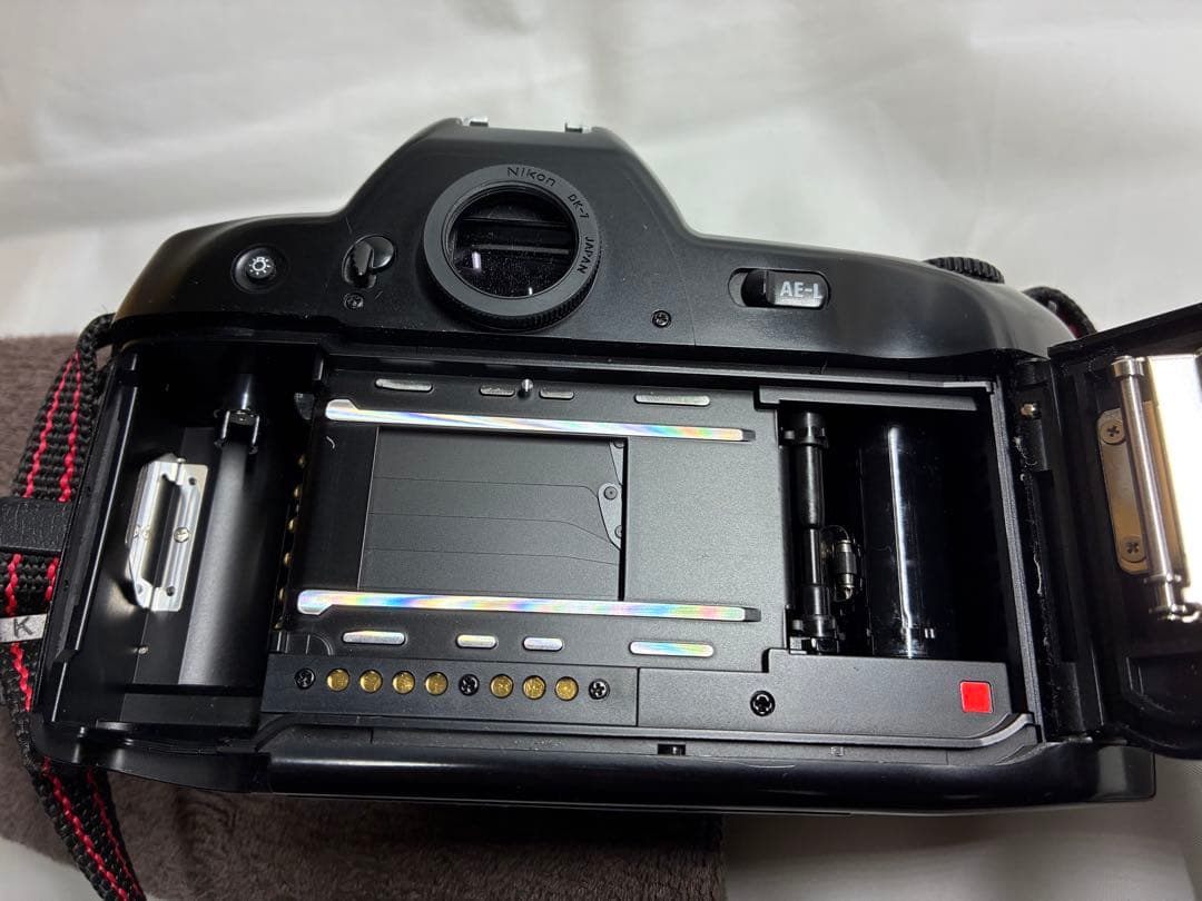 ニコン Nikon F90X 一眼レフフィルムカメラ（動作確認済み）