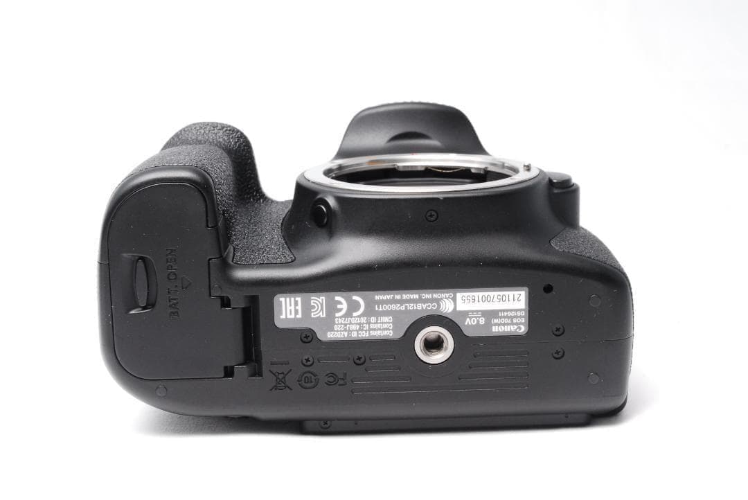 【新品級】Canon EOS 70D デジタル一眼レフ Wi-Fi付き 人気機種