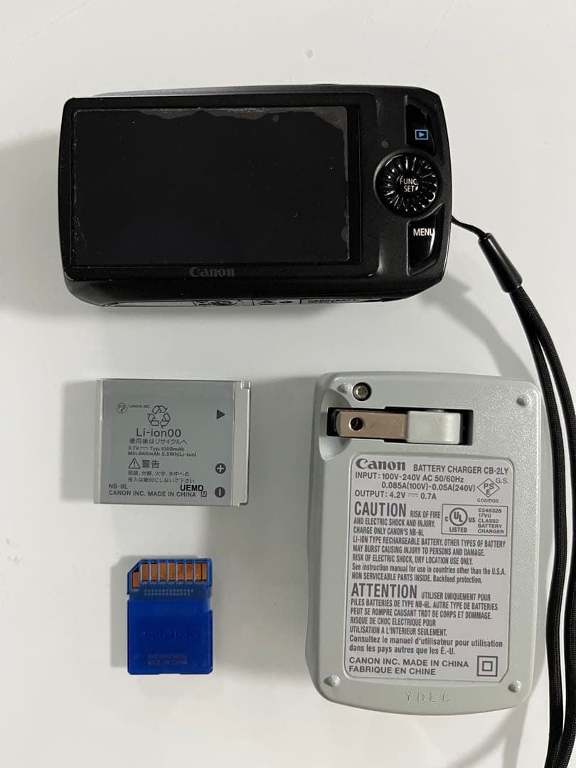 Canon IXY 30S デジタルカメラ 本体と付属品