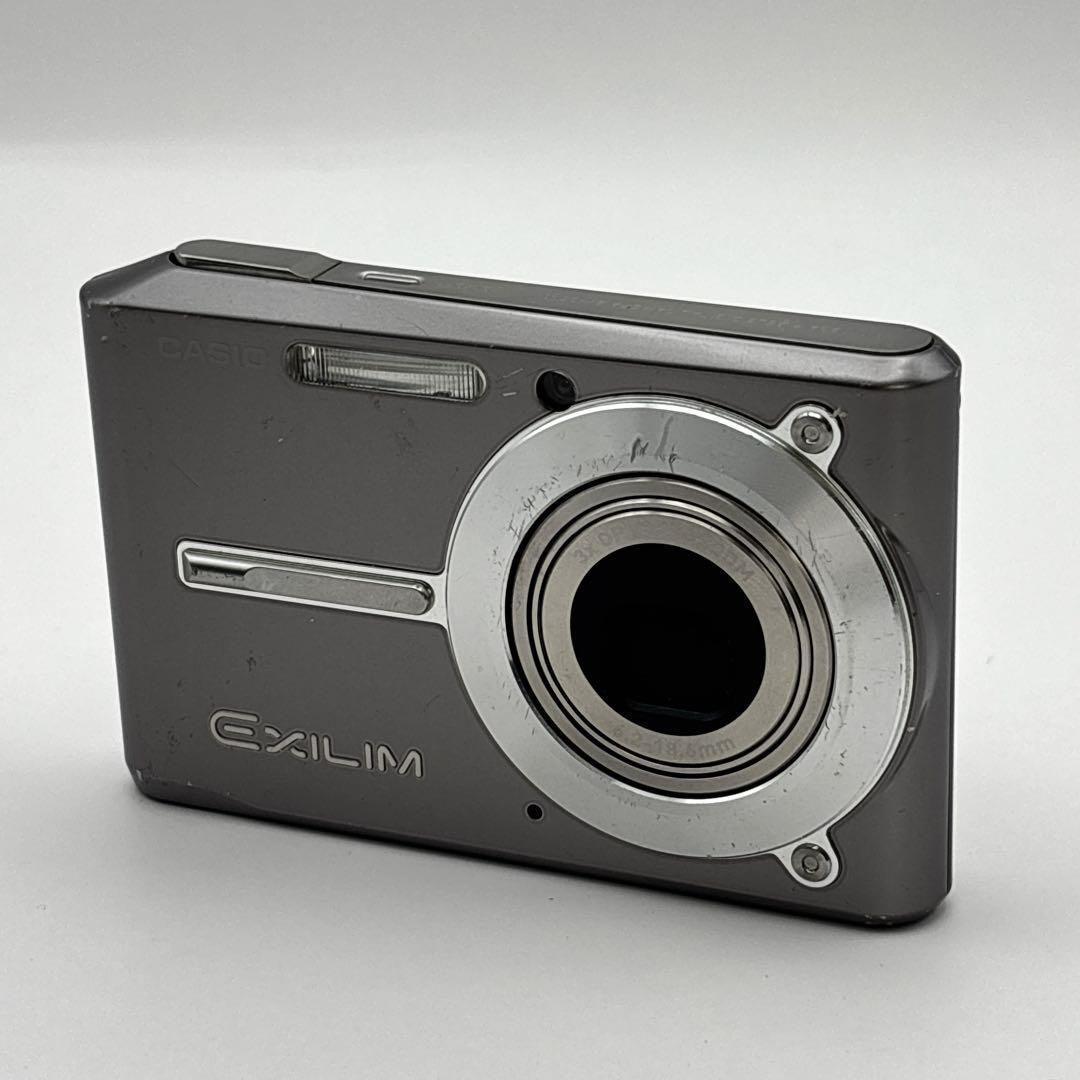 美品 CASIO EXILIM EX-S500 シルバー オールド コンデジ
