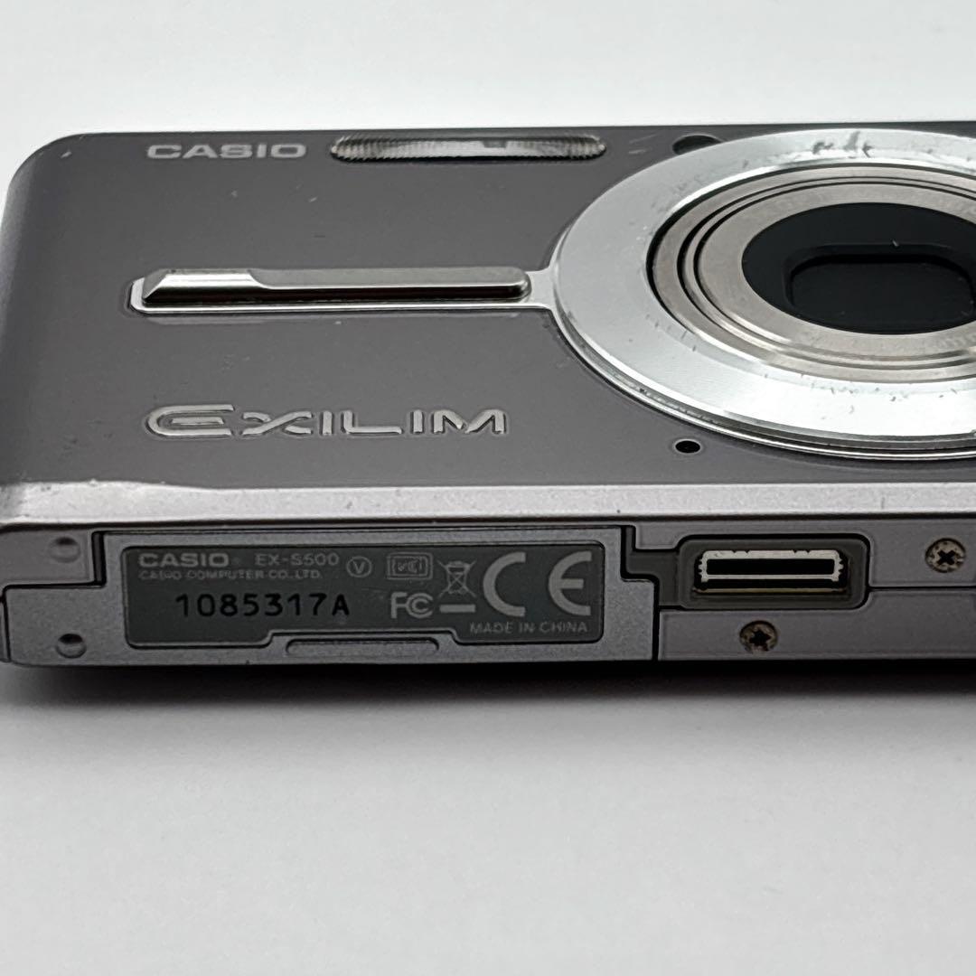 美品 CASIO EXILIM EX-S500 シルバー オールド コンデジ