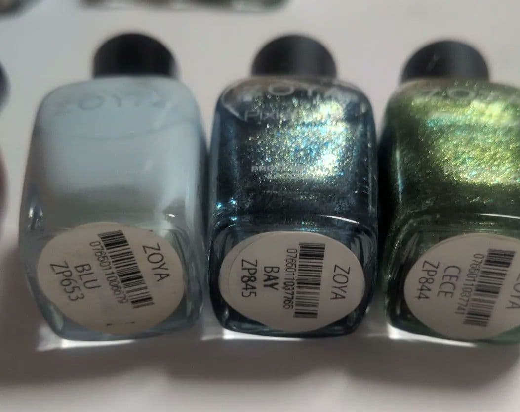 Zoya ネイルカラー 16本セット