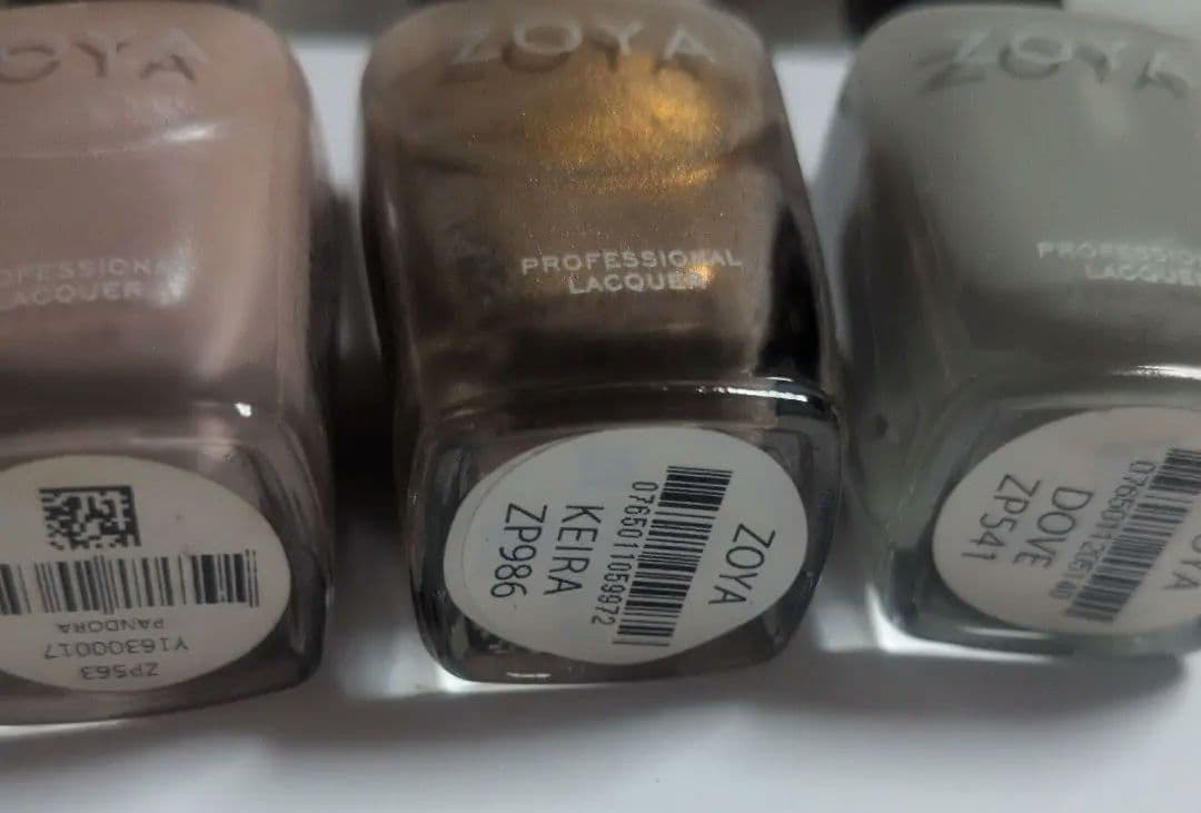 Zoya ネイルカラー 16本セット