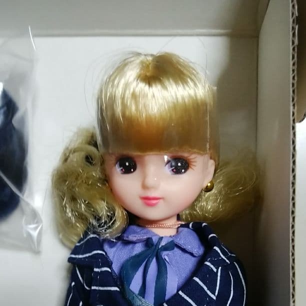 スチュワーデスのリカちゃん
