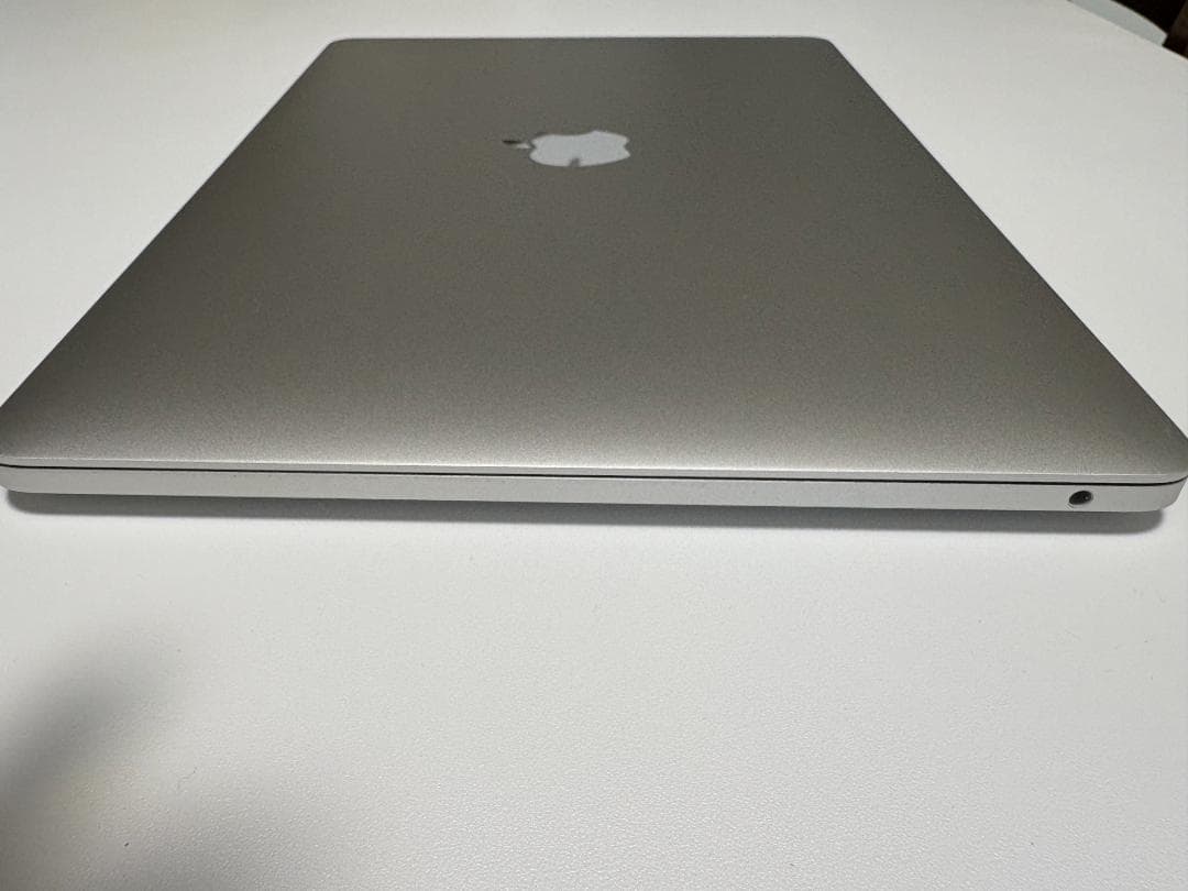 MacBook Pro 13インチ 8GBメモリ 512GB SSD