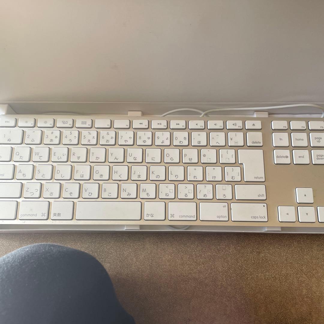 APPLE KEYBOARD (テンキーツキ - JIS)
