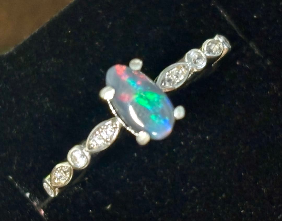 0.29ct ブラックオパール シルバーリング 調節可能