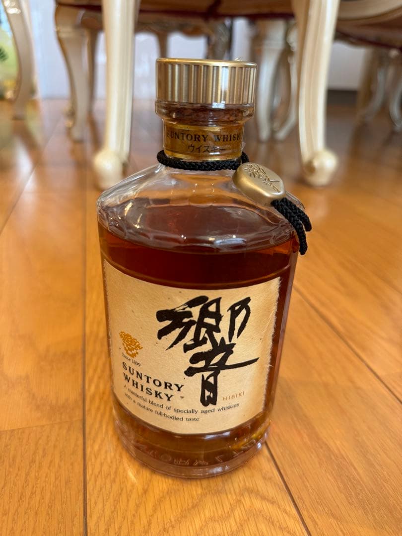 サントリー 響 HIBIKI ウイスキー 箱入りSHN01 金キャップ
