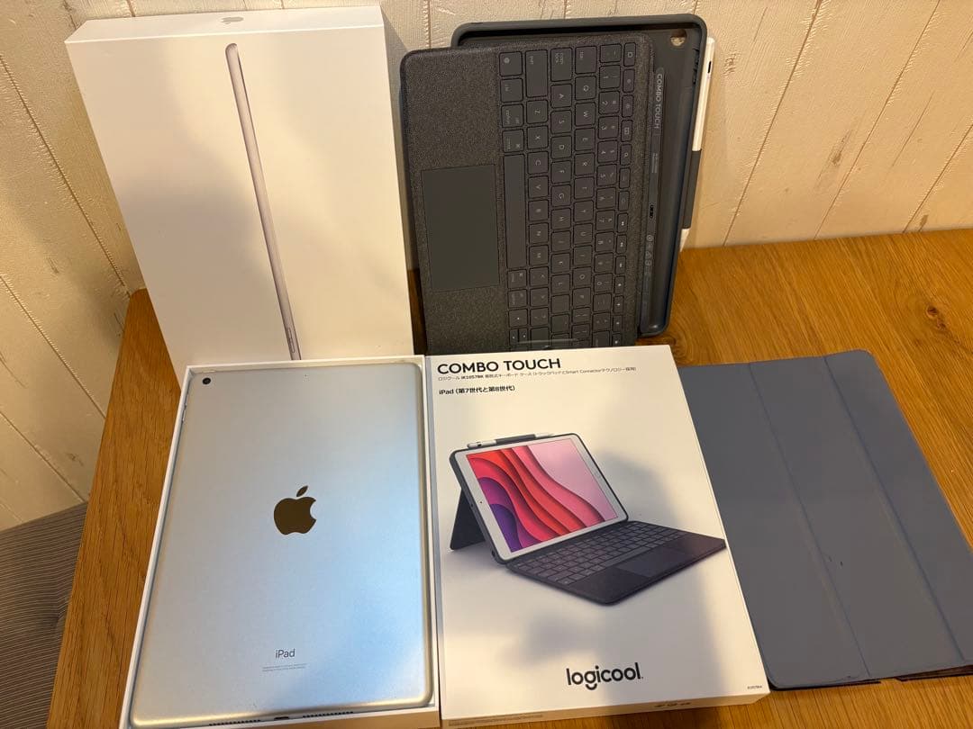iPad 第8世代 wifiモデル128GB おまけ多数