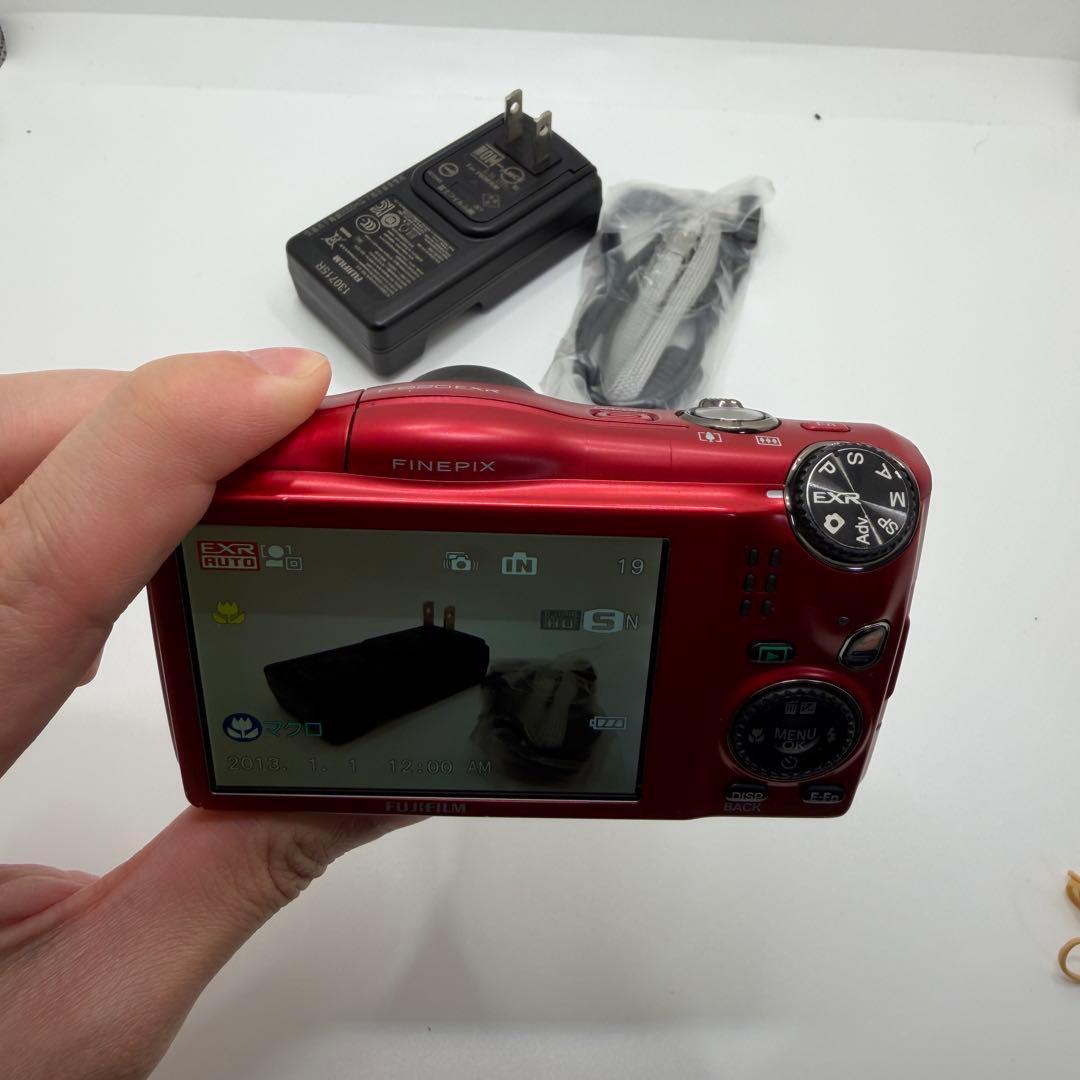 【動作品】FUJIFILM デジカメ F820 EXR 赤 コンデジ