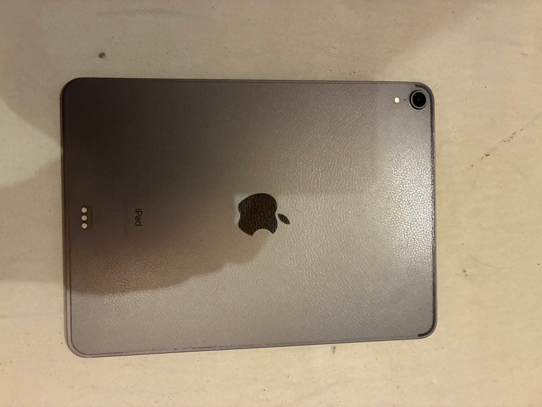 水*野様 ジャンク品 iPad Pro 11 Wi-Fi 外箱・付属品付 MTX