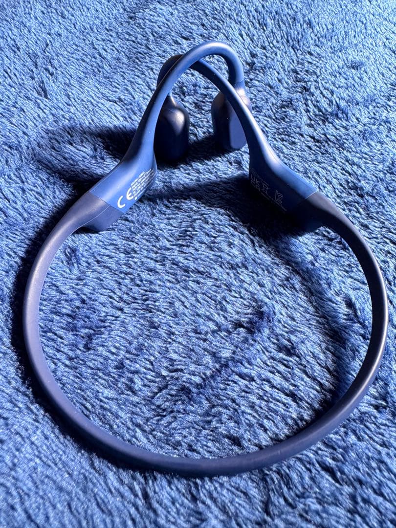 SHOKZ OPENRUN骨伝導イヤホン ネックバンド ブルー